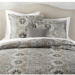 Pottery Barn Jacquelyn Medallion King Duvet, 2 king shams + 1 euro sham